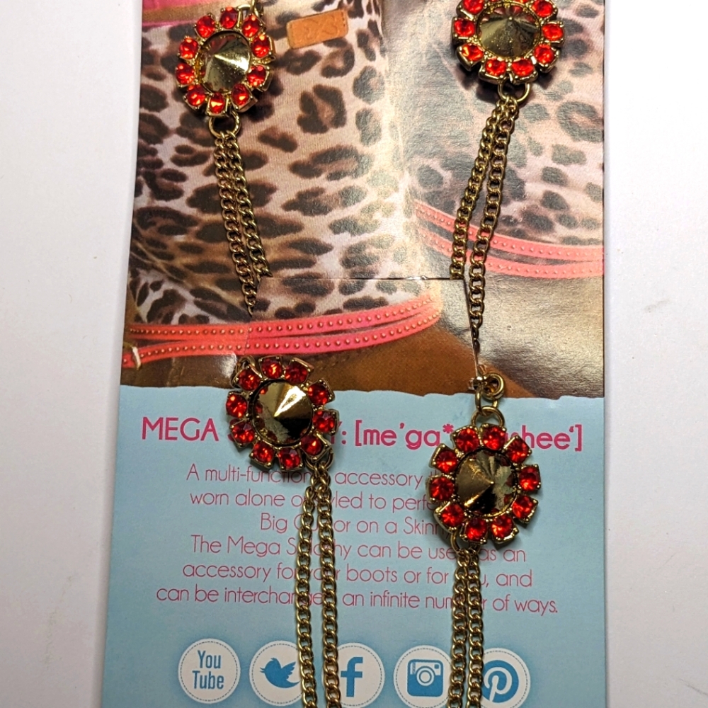 Red Rhinestone & Gold Chain‎ Boot Jewelry Set - Picture 5 of 6